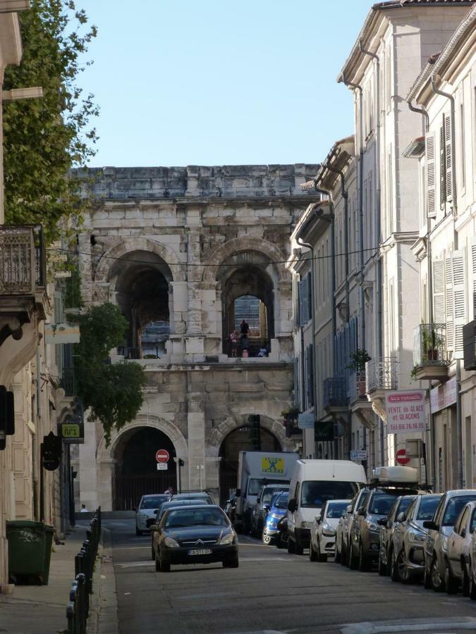 Appart charme Arenes Nimes Apartamento Exterior foto